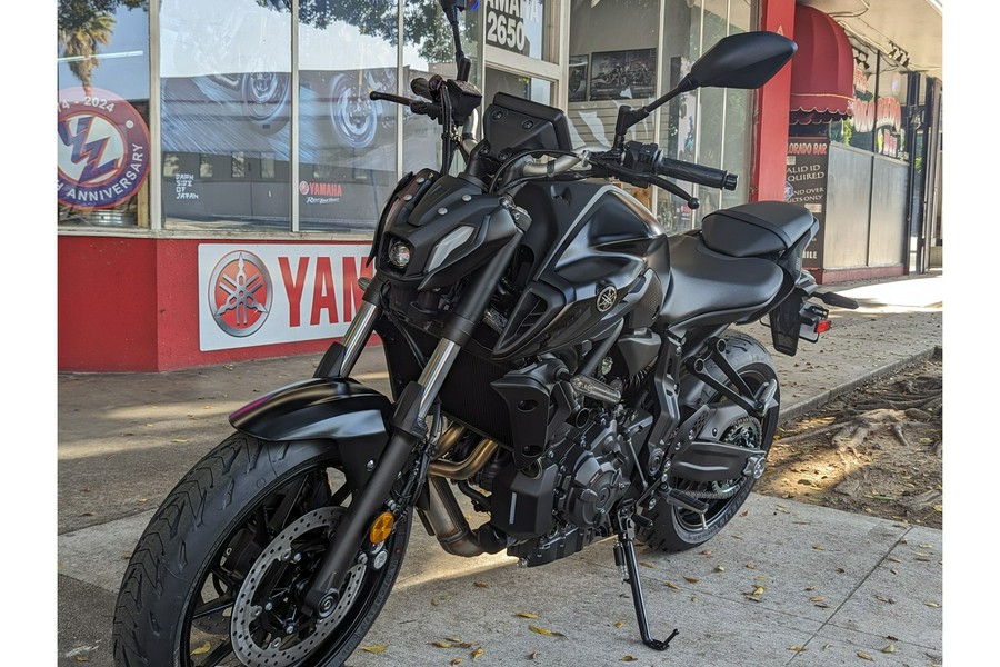 2024 Yamaha MT-07 CA