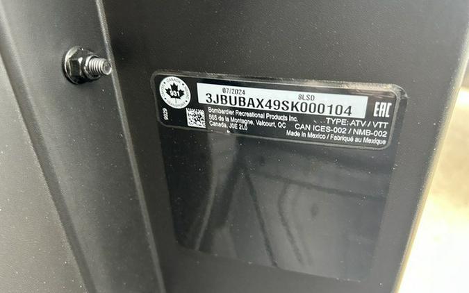 2025 Can-Am Defender MAX DPS HD10