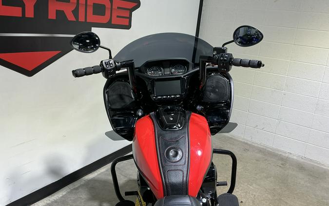 2023 Indian Motorcycle Challenger® Dark Horse®