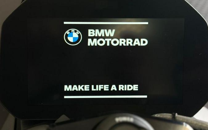 New 2026 BMW M 1000 R