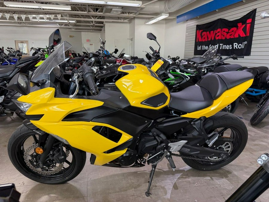 2024 Kawasaki Ninja 650 Base