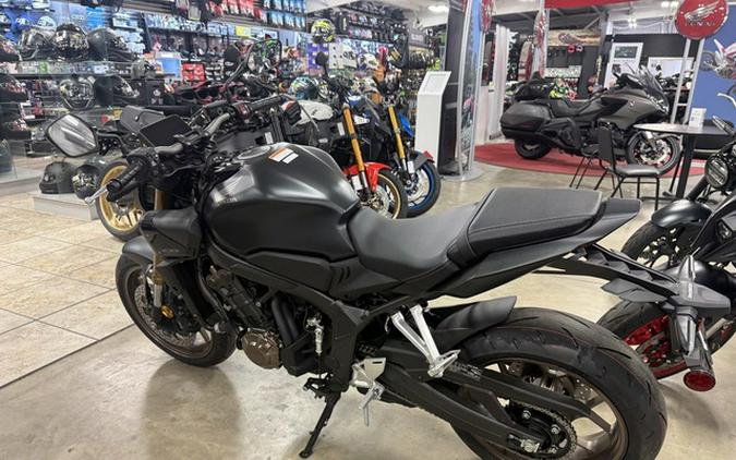 2026 Honda CB650R E-Clutch