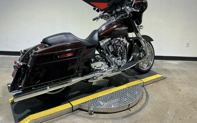 2011 Harley-Davidson Street Glide®
