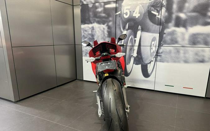 2025 Ducati Panigale V4 S Ducati Red