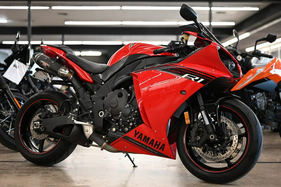 2014 Yamaha R1