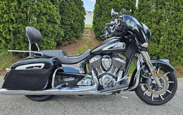 2019 Indian Motorcycle® Chieftain® Limited Thunder Black Pearl