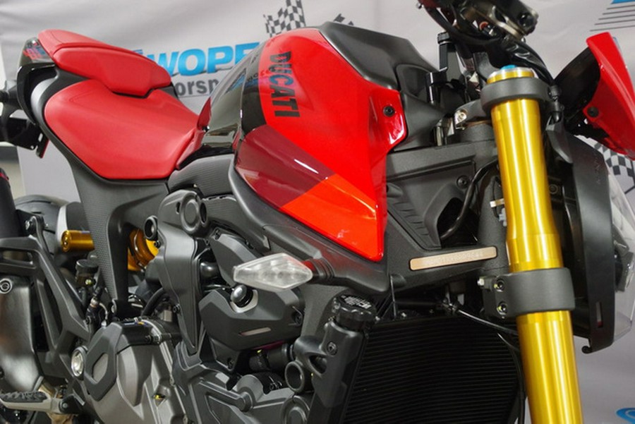 2024 Ducati Monster SP