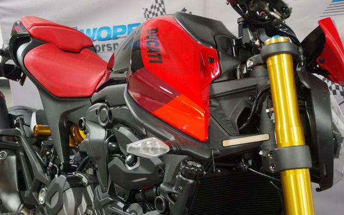 2024 Ducati Monster SP