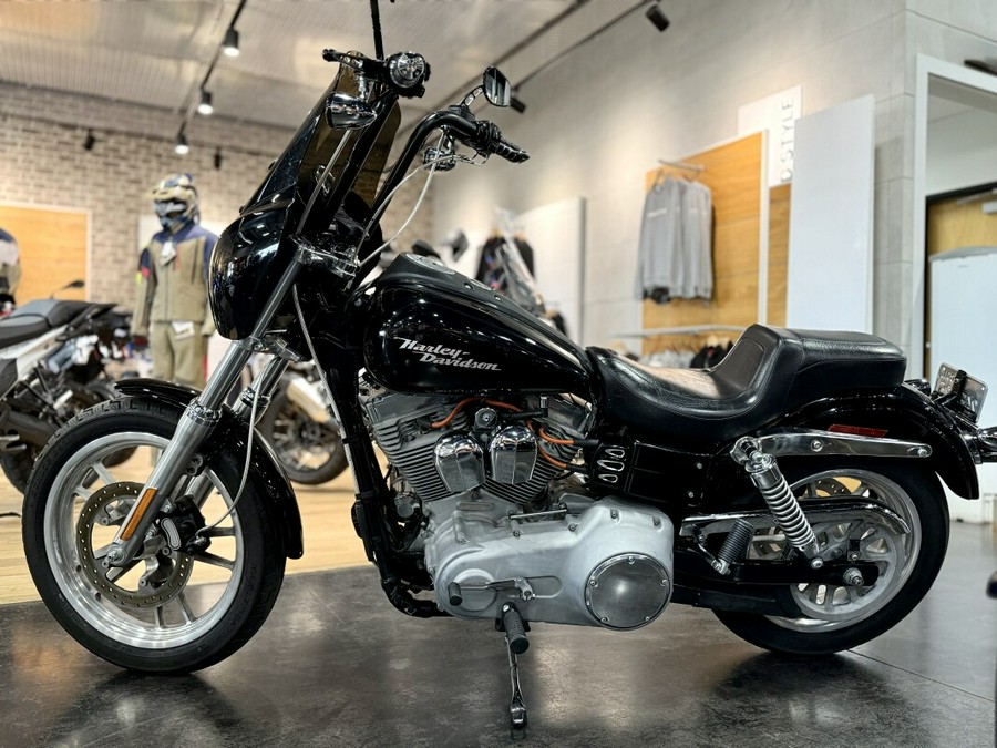 2007 Harley-Davidson® Super Glide® Vivid Black