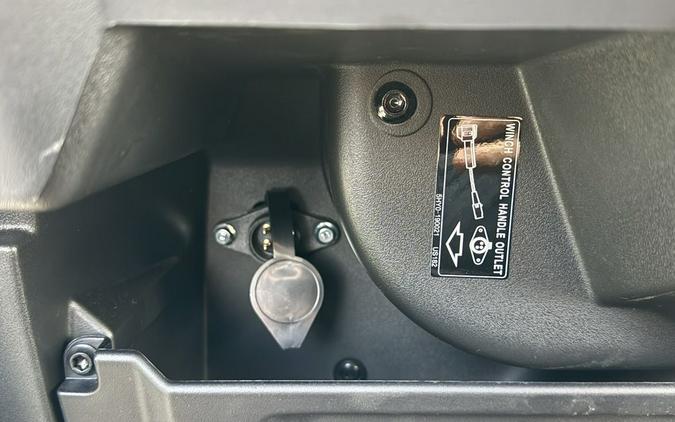 2025 CFMOTO UFORCE 800 XL