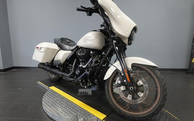 2023 Harley-Davidson® Street Glide® ST FLHXST