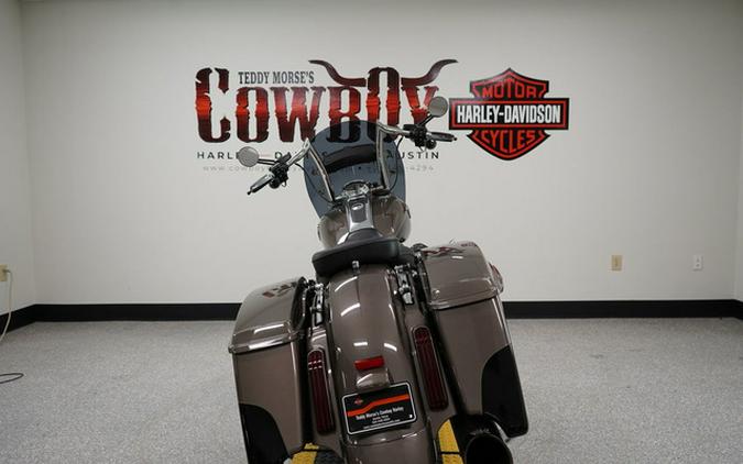 2014 Harley-Davidson Touring FLHRSE - CVO Road King