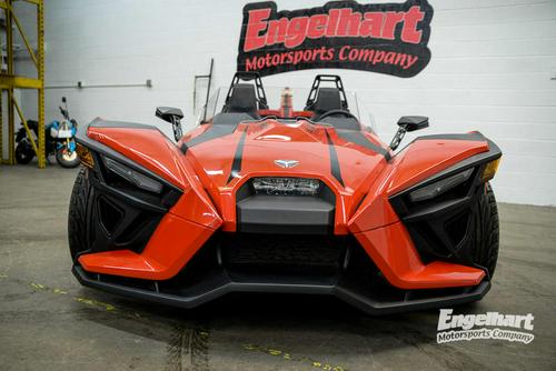 2021 Polaris Slingshot SL Review: With AutoDrive and Paddle Shifters