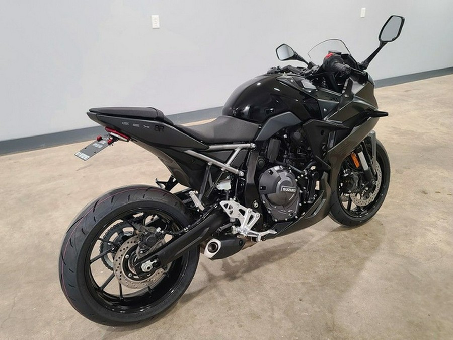 2025 Suzuki GSX 8R