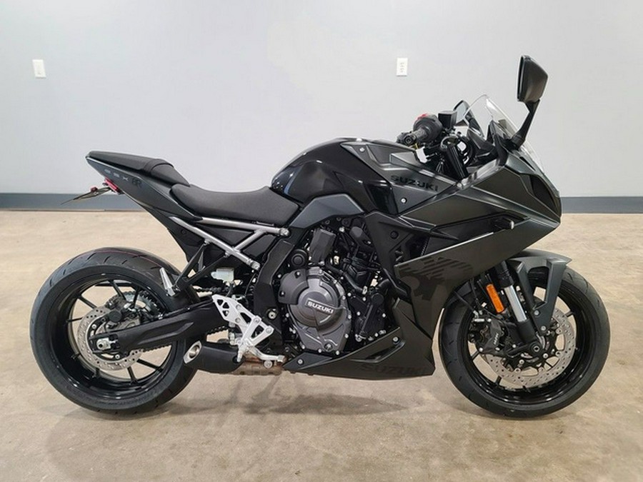 2025 Suzuki GSX 8R