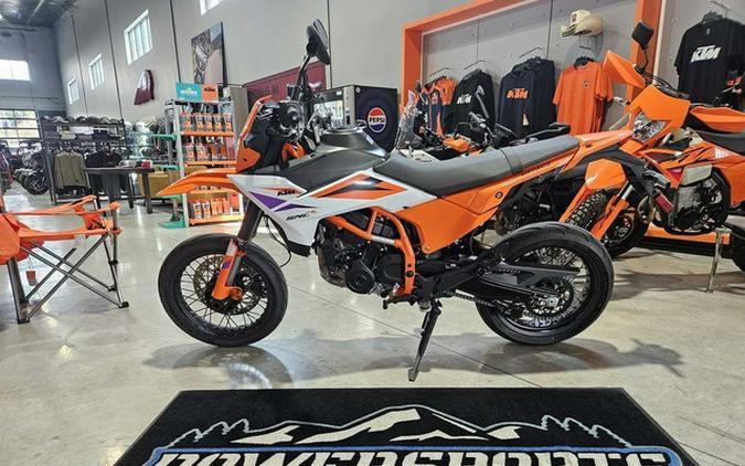 2026 KTM SMC 390 R