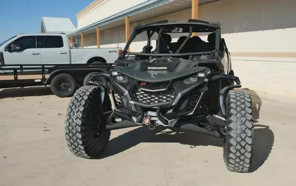 2026 CAN-AM MAVERICK R MAX X RC WITH SMARTSHOX 999T DCT