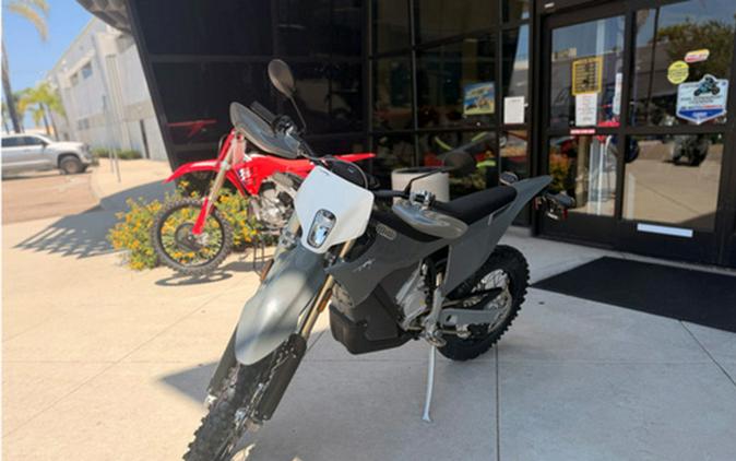 2026 Stark VARG EX 80 hp Medium 165-200lbs (Enduro)