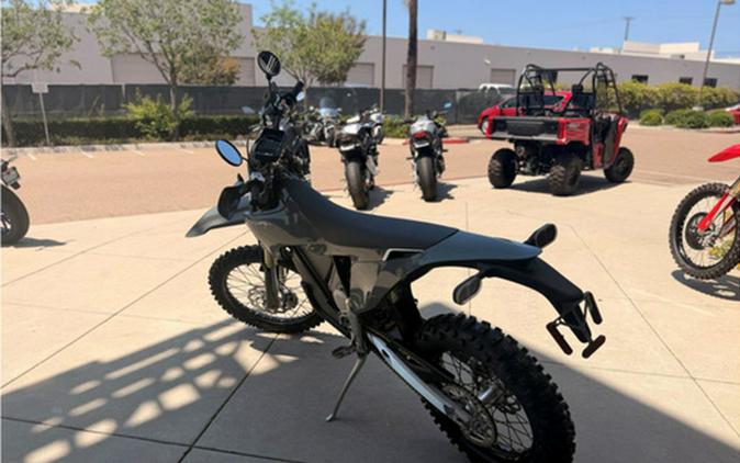 2026 Stark VARG EX 80 hp Medium 165-200lbs (Enduro)