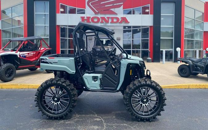 2026 Honda® Pioneer 520