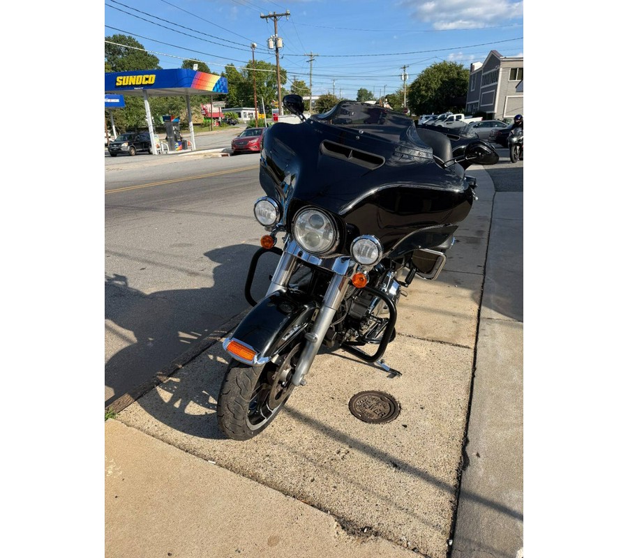 2014 Harley-Davidson Electra Glide ULT CLSC FLHTCU