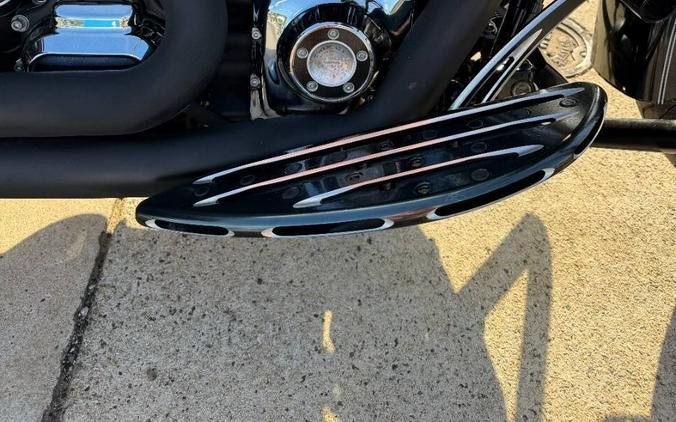 2014 Harley-Davidson Electra Glide ULT CLSC FLHTCU