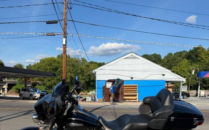 2014 Harley-Davidson Electra Glide ULT CLSC FLHTCU