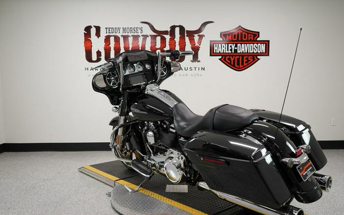 2017 Harley-Davidson Street Glide FLHXS - Special