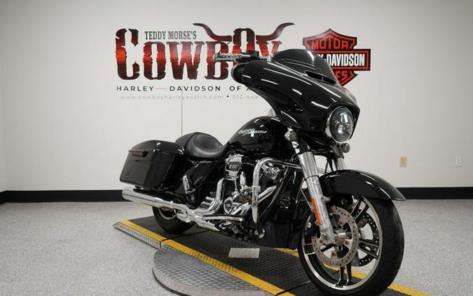 2017 Harley-Davidson Street Glide FLHXS - Special