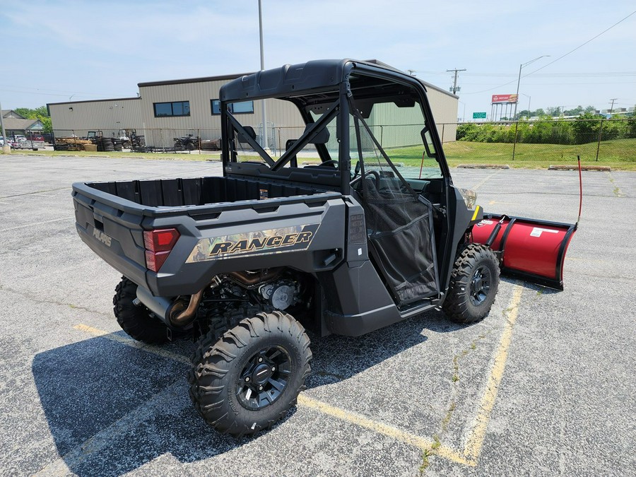 2023 Polaris Industries Ranger 1000 Premium w/ BOSS PLOW