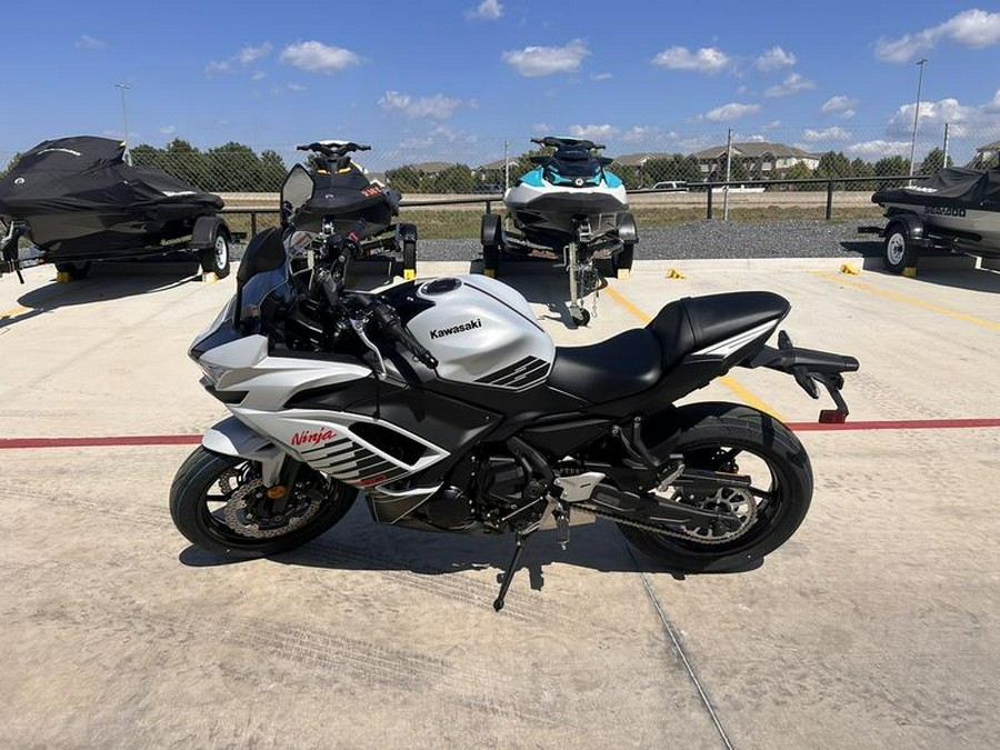 2026 Kawasaki Ninja® 650 ABS