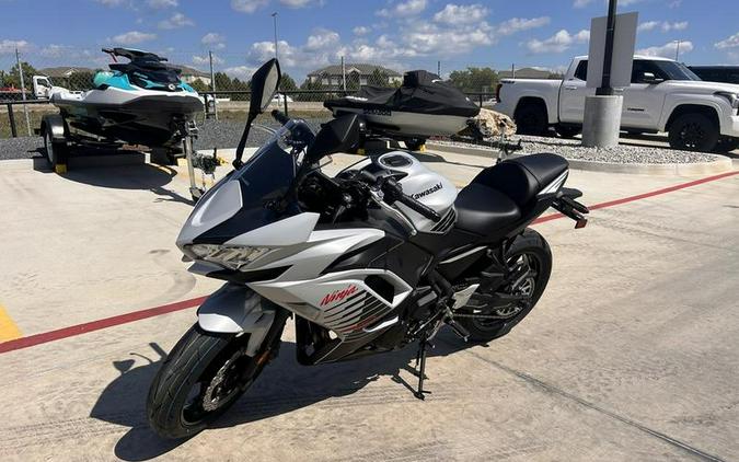 2026 Kawasaki Ninja® 650 ABS