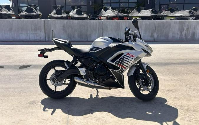 2026 Kawasaki Ninja® 650 ABS