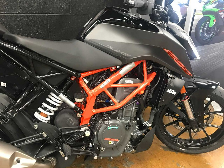 2023 KTM 390 DUKE