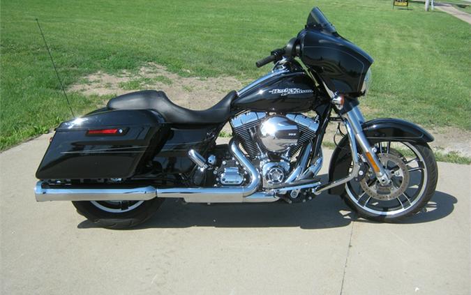 2015 Harley-Davidson Street Glide "S"