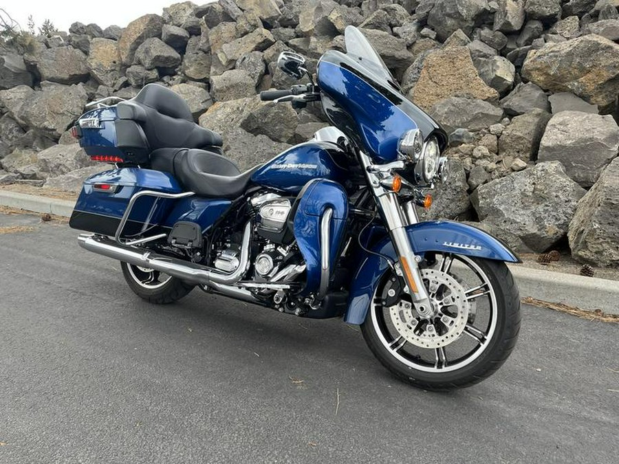 2022 Harley-Davidson® FLHTK CAL