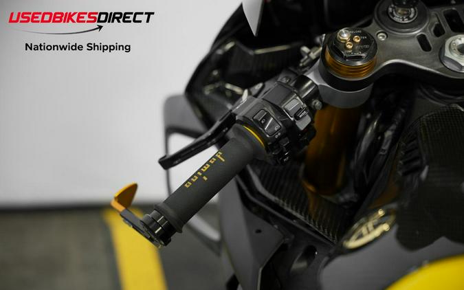 2015 Yamaha YZF-R1 - $12,999.00