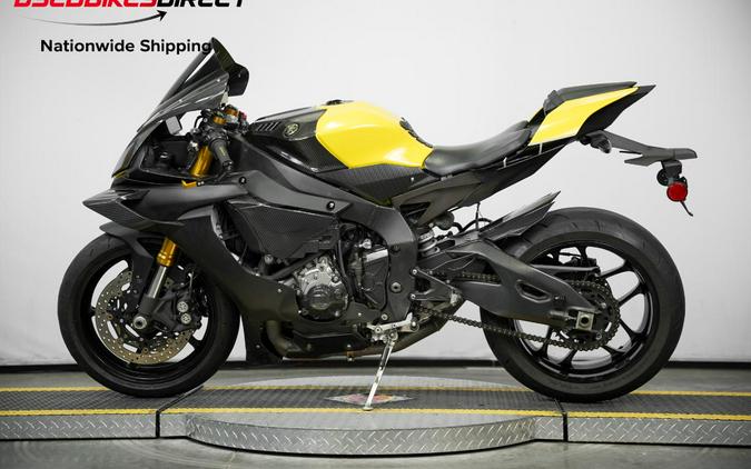 2015 Yamaha YZF-R1 - $12,999.00