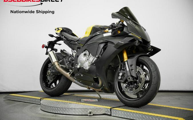 2015 Yamaha YZF-R1 - $12,999.00