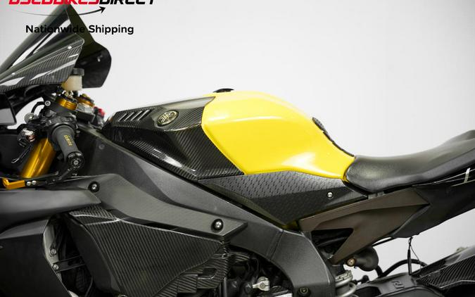 2015 Yamaha YZF-R1 - $12,999.00