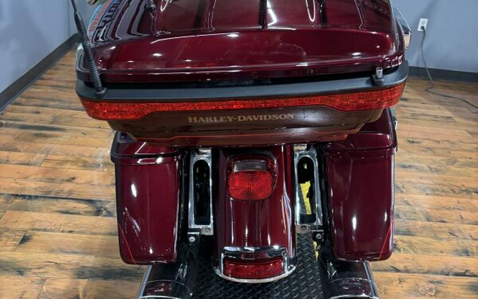2016 Harley-Davidson® Ultra Limited MYS RED/VEL RED W/PINSTRIPE