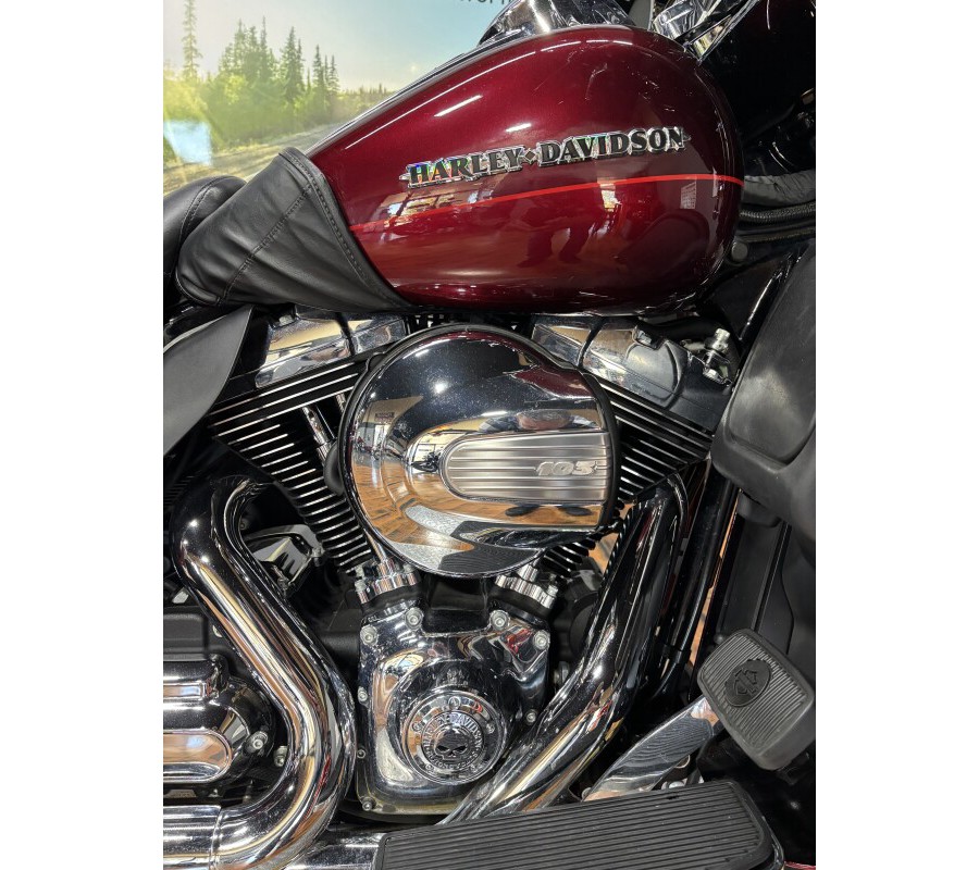 2016 Harley-Davidson® Ultra Limited MYS RED/VEL RED W/PINSTRIPE