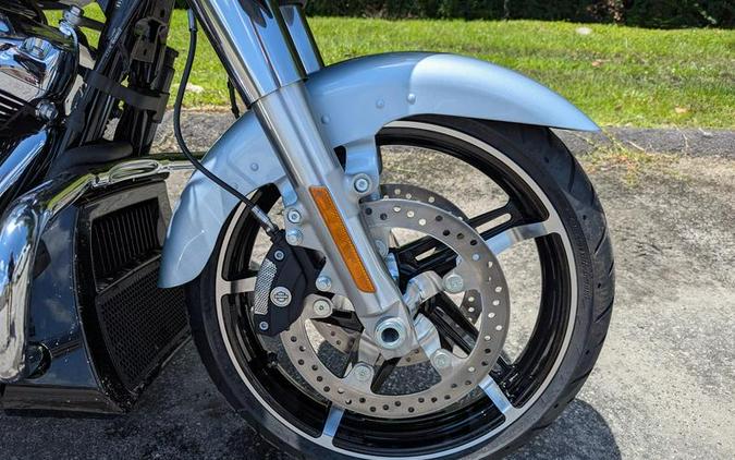 2025 Harley-Davidson® FLHX - Street Glide®