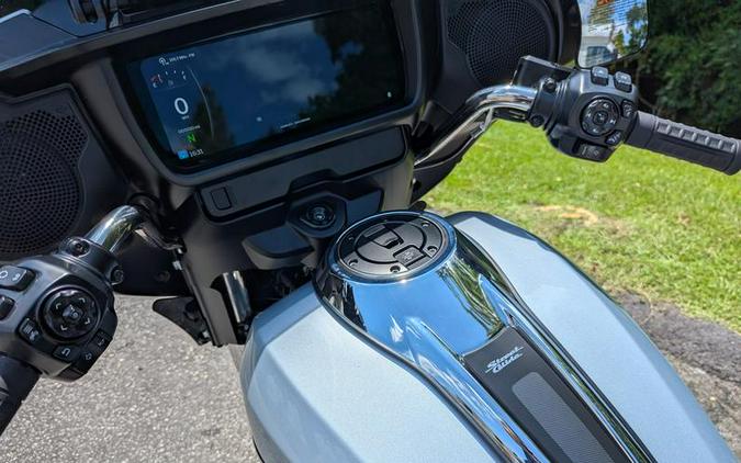 2025 Harley-Davidson® FLHX - Street Glide®