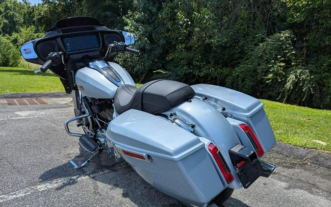 2025 Harley-Davidson® FLHX - Street Glide®
