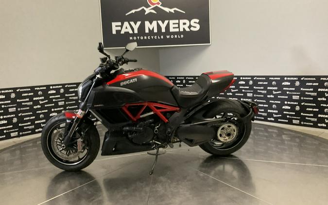 2015 DUCATI DIAVEL - CARBON - 15655U