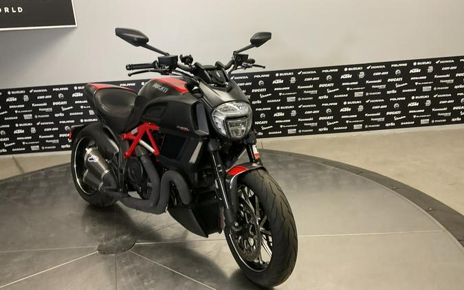 2015 DUCATI DIAVEL - CARBON - 15655U