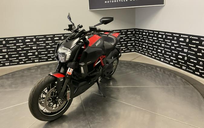 2015 DUCATI DIAVEL - CARBON - 15655U