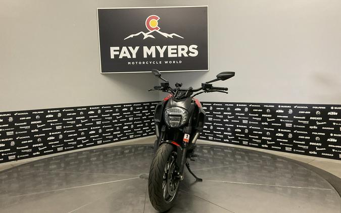 2015 DUCATI DIAVEL - CARBON - 15655U
