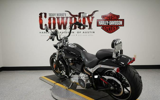 2016 Harley-Davidson Softail FXSB - Breakout
